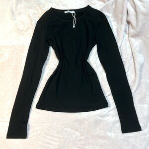 Black stretchy T-shirt